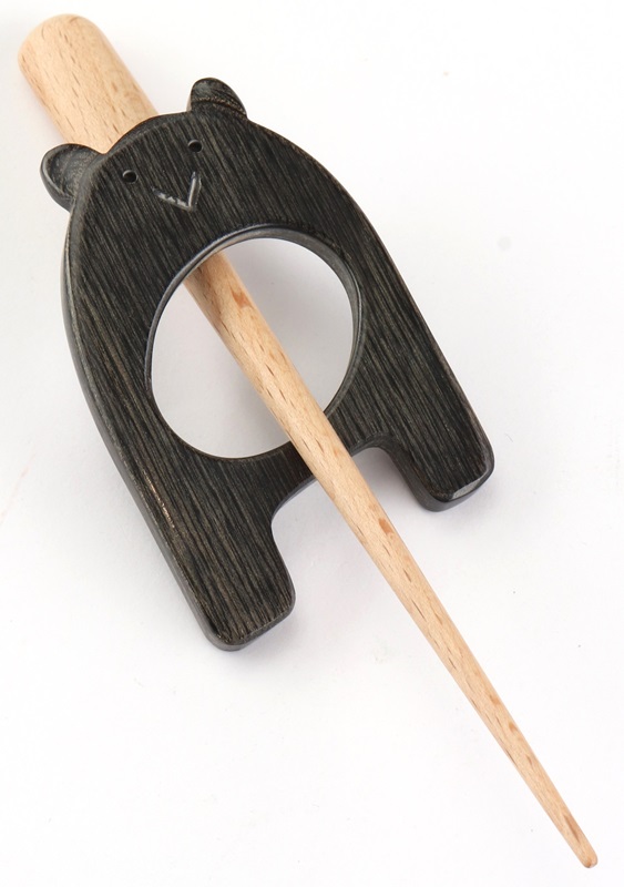 Flora stick with Brooch - LazyBear