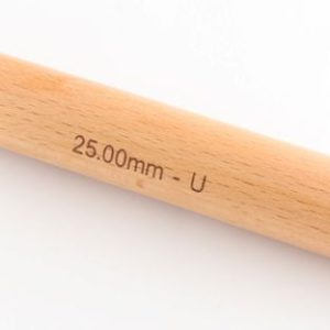 Basix Jumbo Crochet Hook 25mm