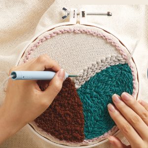 Punch Ndl Hoop 7" -Clover 8817