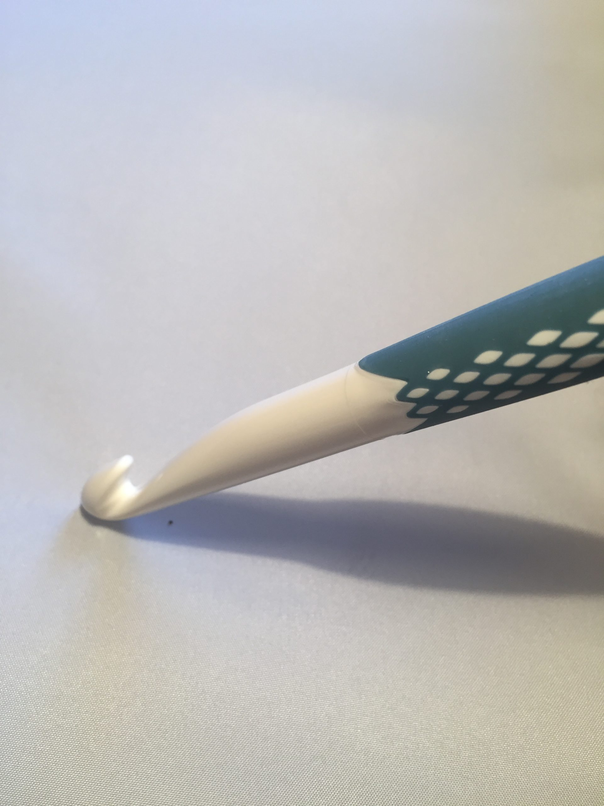 Prym Ergonomic Crochet Hook O 12mm