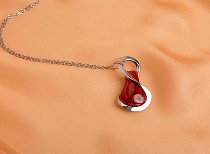 TK Love Pendant Ischy